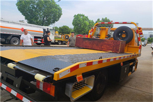 博罗附近拖车电话号码服务